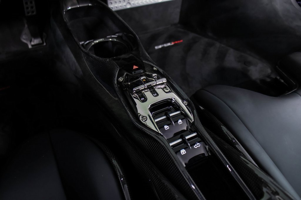 Certified 2022 Ferrari SF90 Spider image 5