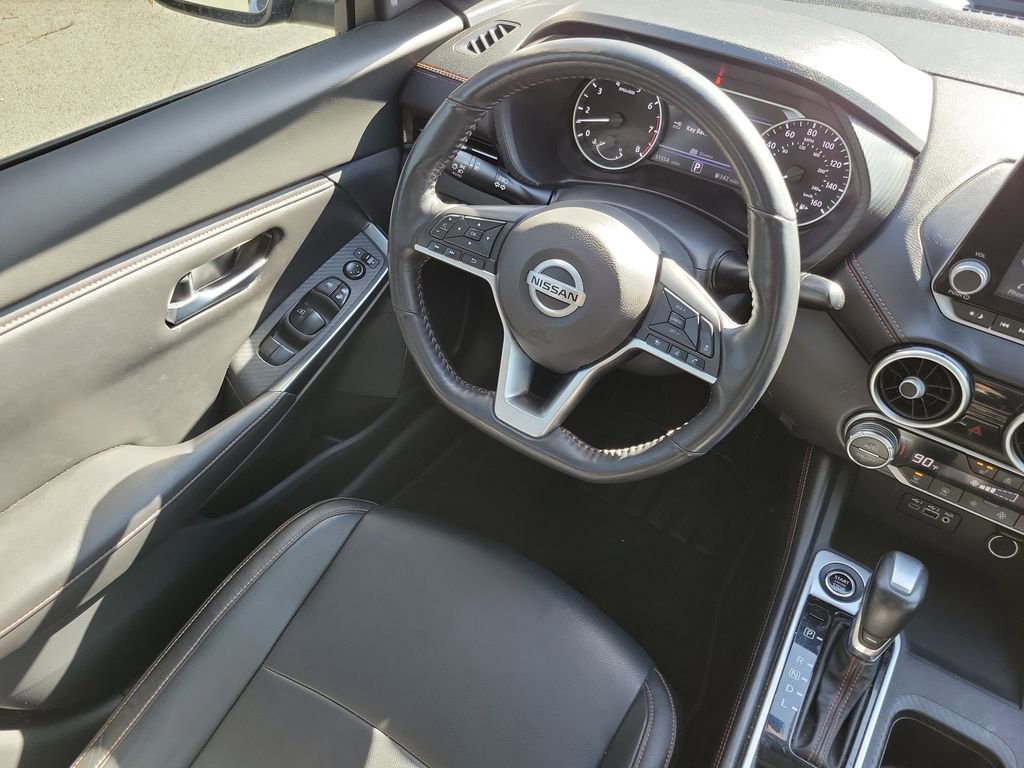 Used 2023 Nissan Sentra SR w/ SR Premium Package image 14