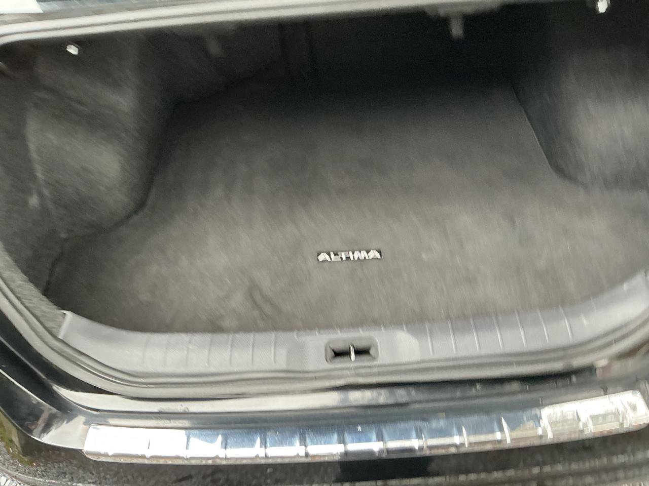 Used 2019 Nissan Altima 2.5 SR image 18