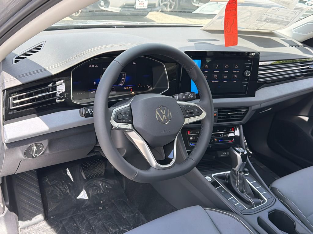 New 2026 Volkswagen Jetta SE FWD image 25