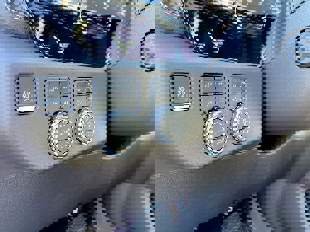 New 2026 GMC Sierra 1500 SLT w/ SLT Premium Plus Package image 42