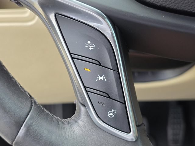 Used 2017 Cadillac XT5 Premium Luxury FWD image 28