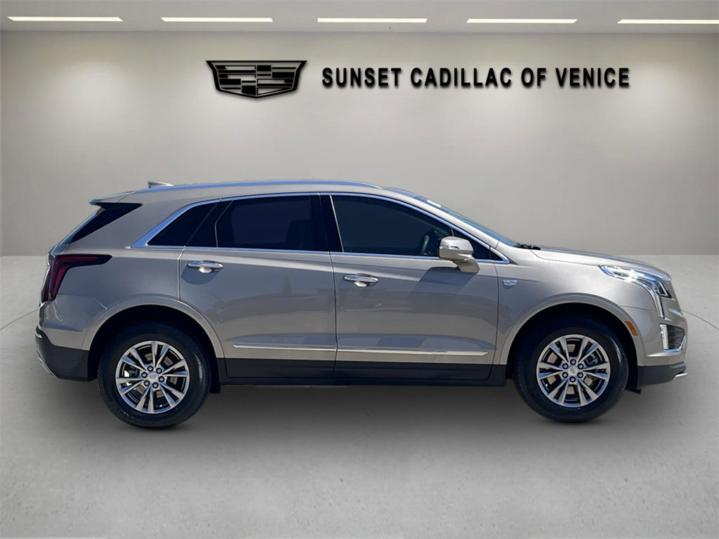 Certified 2023 Cadillac XT5 Premium Luxury FWD image 2