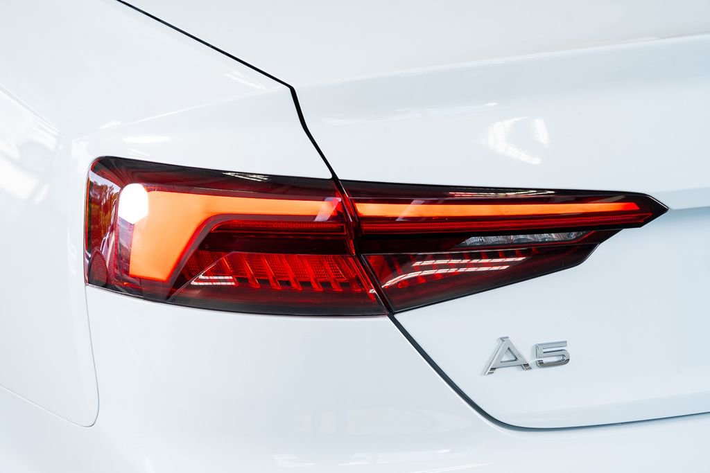 Used 2018 Audi A5 2.0T Premium Plus w/ Premium Plus AWD/4WD image 19