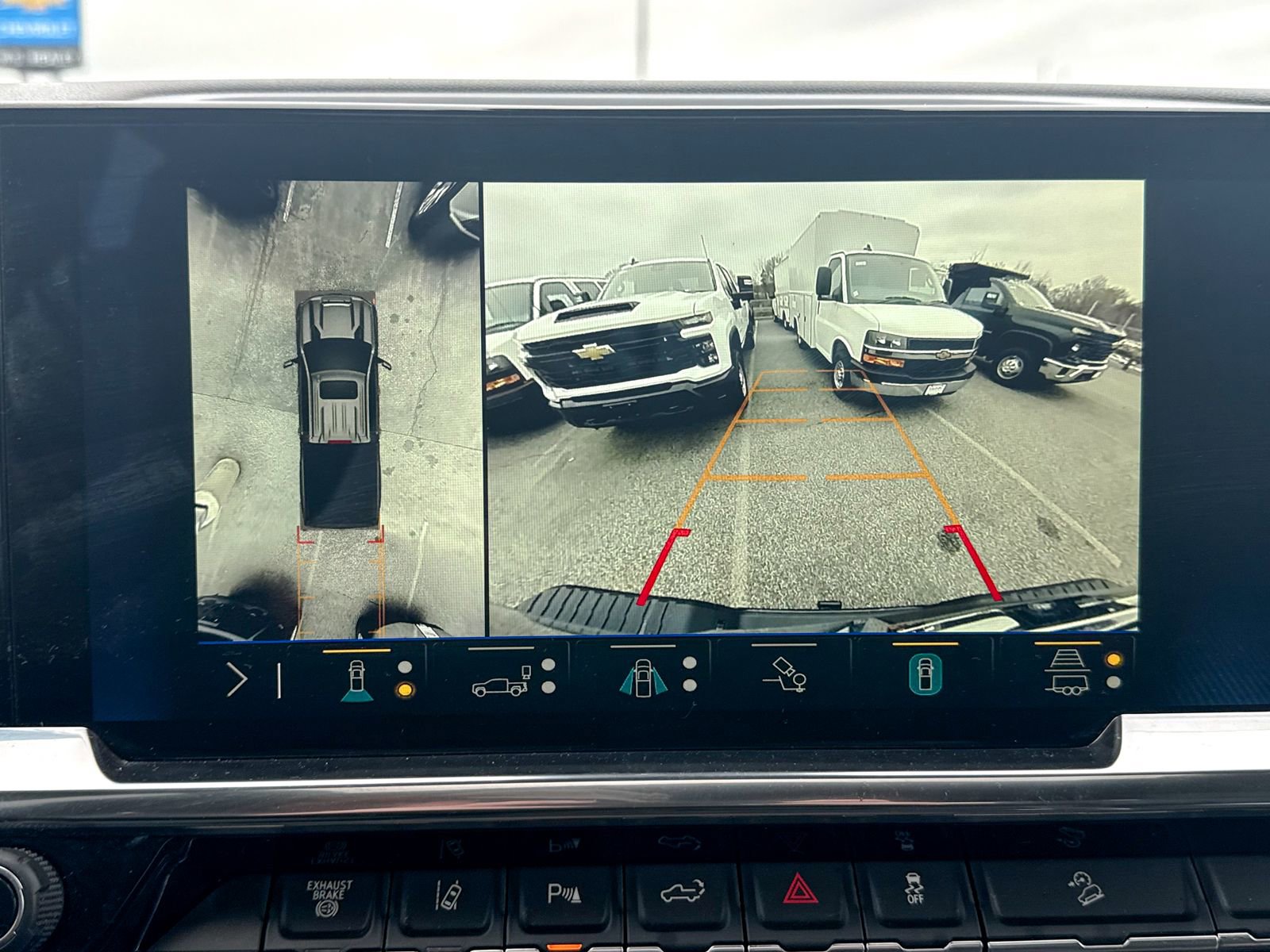 Used 2025 Chevrolet Silverado 2500 LTZ w/ Trail Boss Package image 37