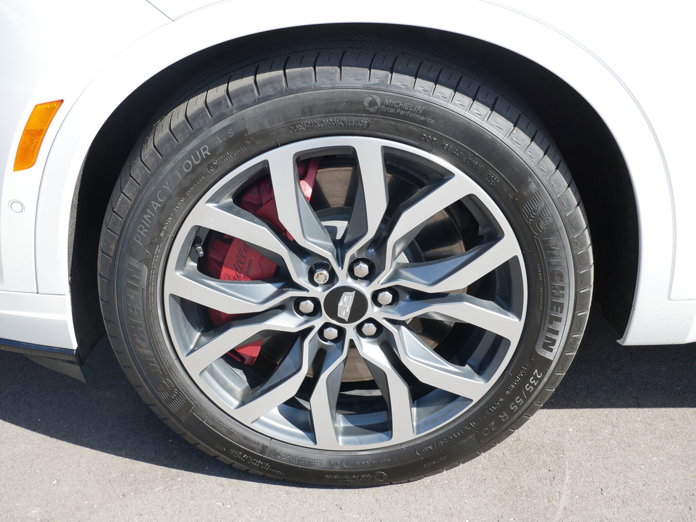 Certified 2023 Cadillac XT6 Sport w/ Technology Package image 4