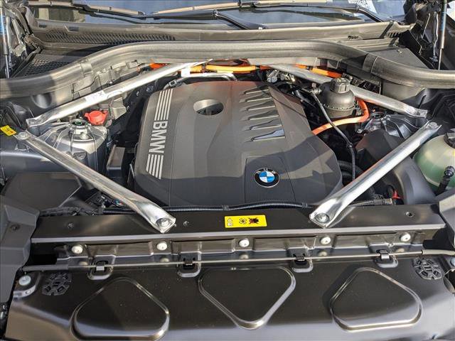 New 2026 BMW X5 xDrive50e image 18
