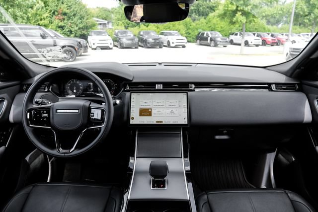New 2026 Land Rover Range Rover Velar S AWD/4WD image 16
