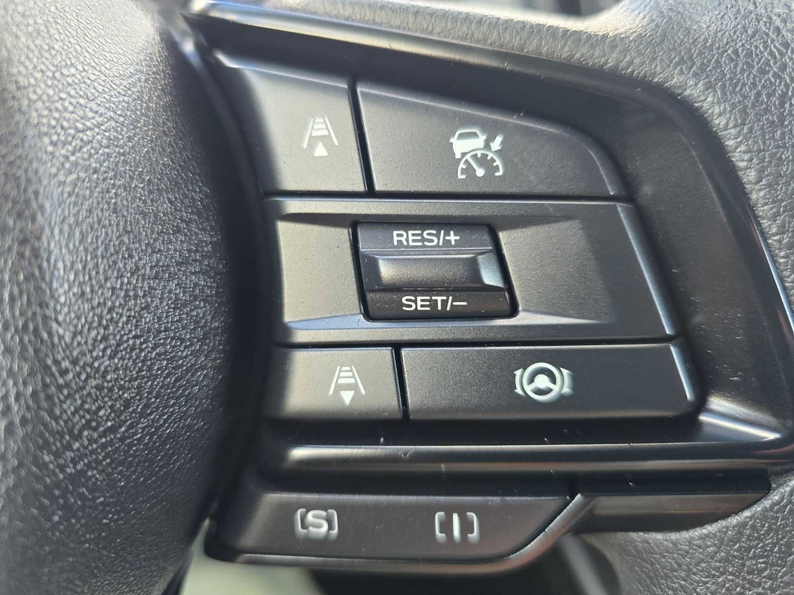 Used 2024 Subaru Crosstrek 2.0i image 30