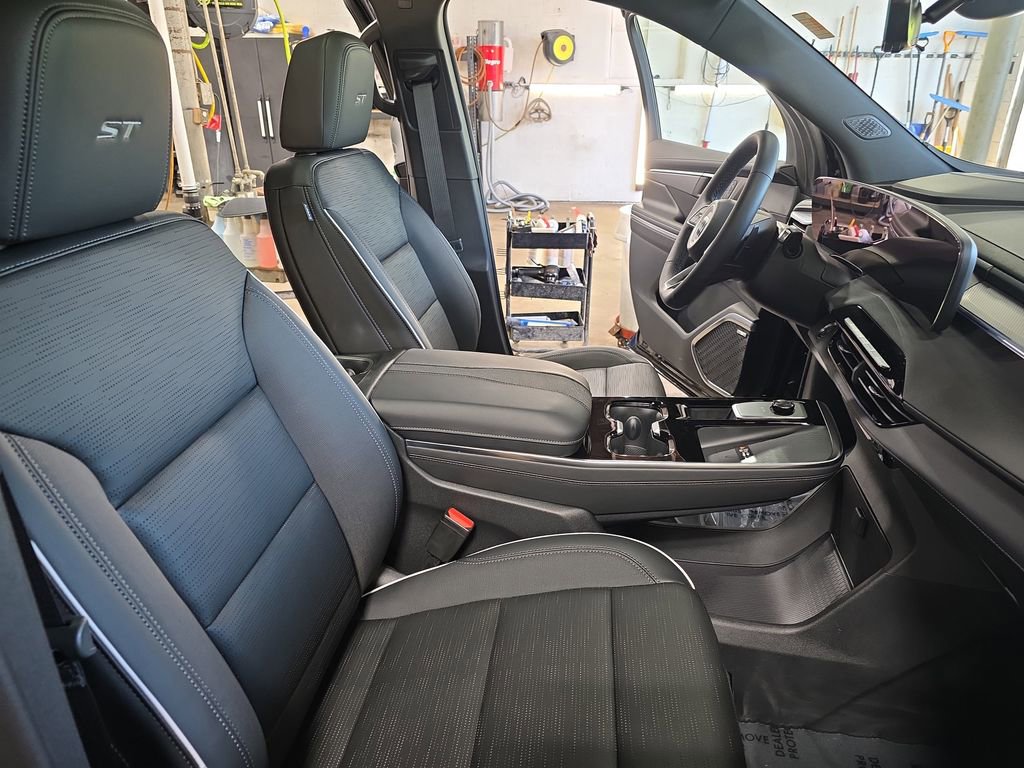 New 2026 Buick Enclave Sport Touring w/ Power Package AWD/4WD image 10