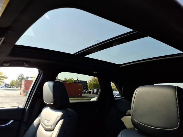New 2025 Cadillac XT5 Premium Luxury w/ LPO, Floor Liner Package image 14