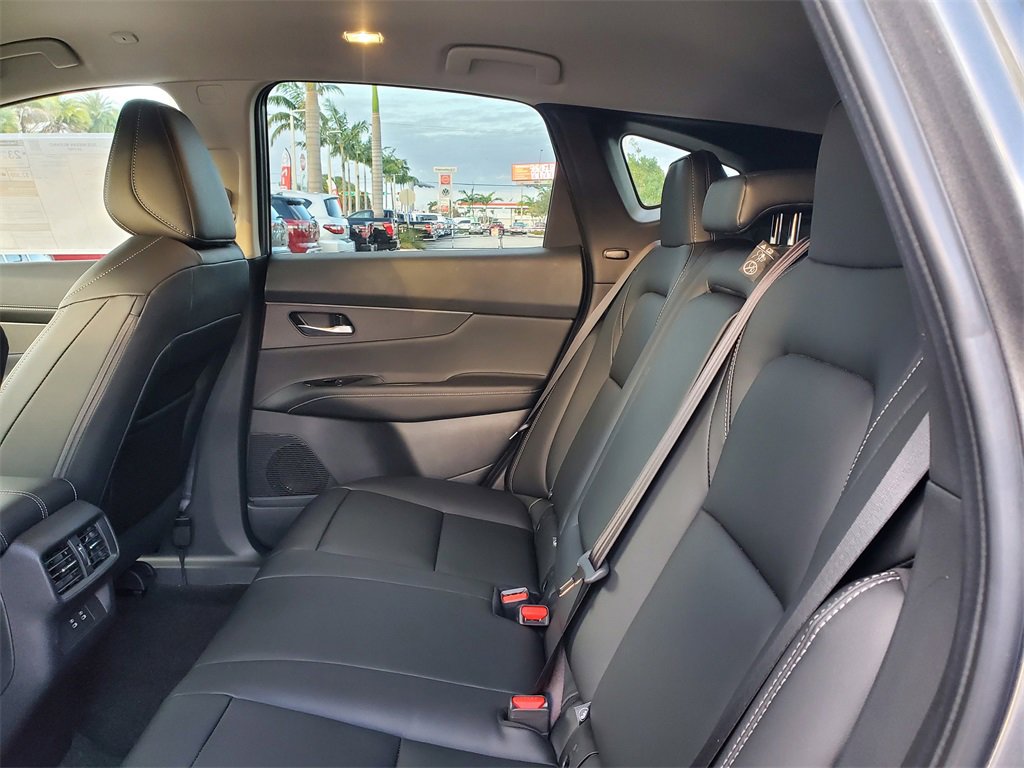 New 2026 Nissan Murano SV image 5