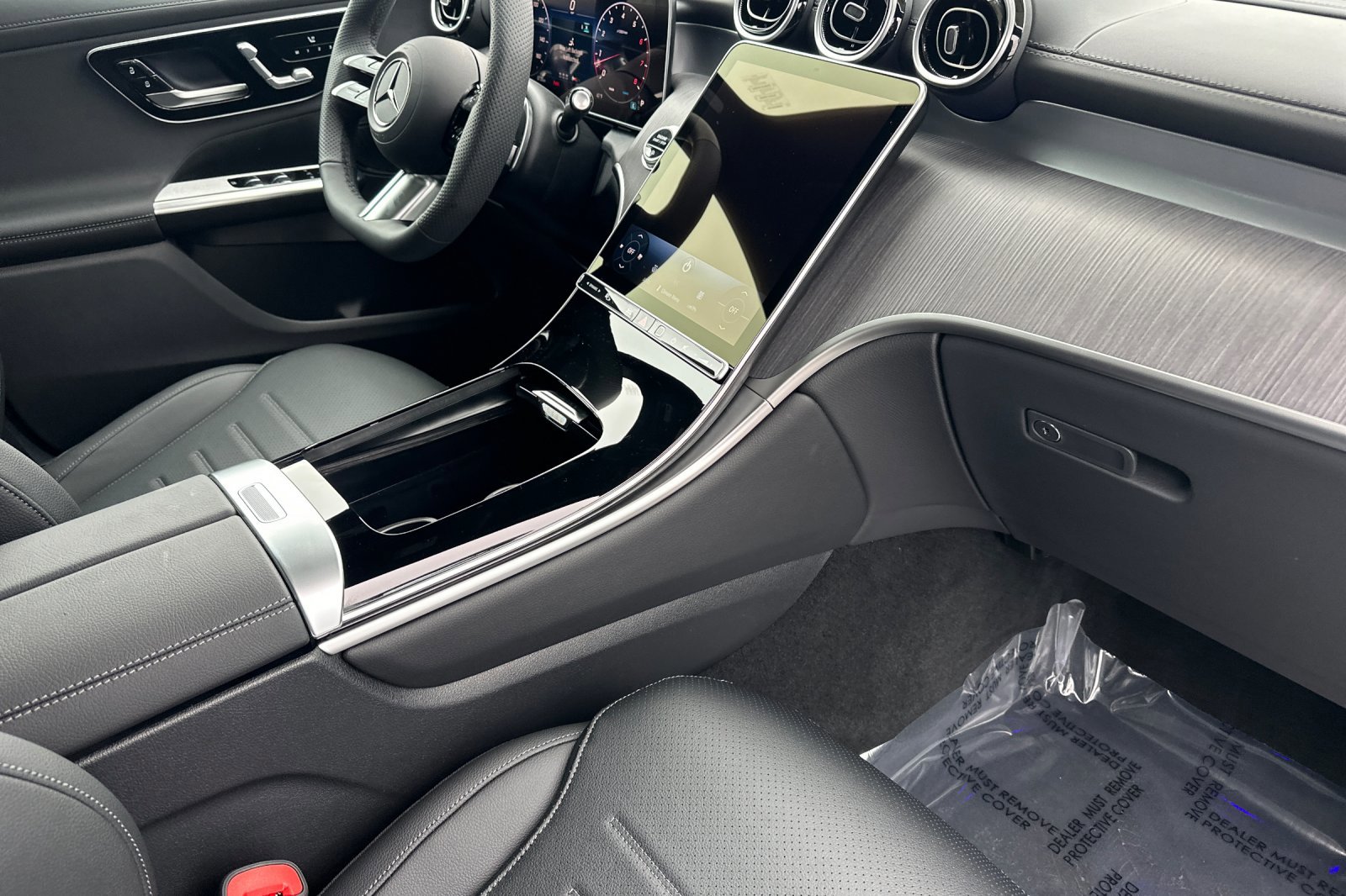 New 2026 Mercedes-Benz GLC 300 4MATIC image 16