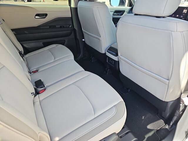 New 2026 Nissan Pathfinder SL FWD image 14