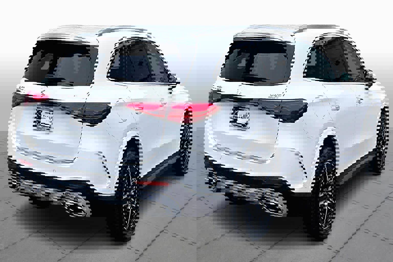 Certified 2025 Mercedes-Benz GLC 350e GLC 350e image 13