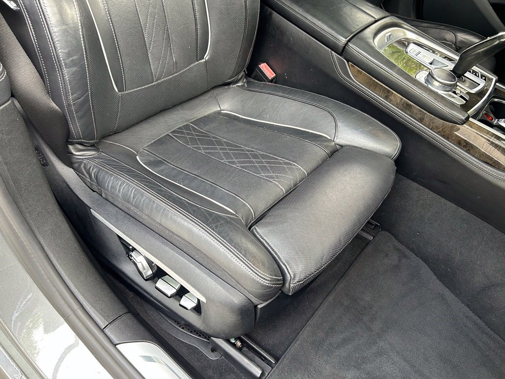Used 2016 BMW 740i RWD image 41