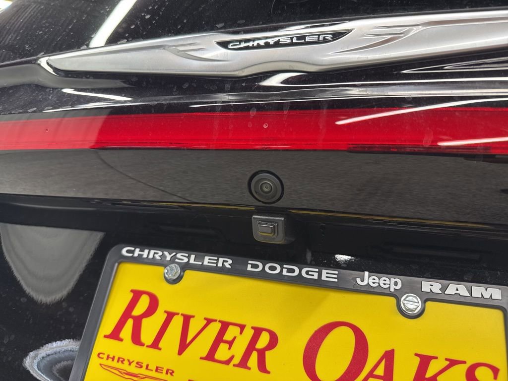 New 2026 Chrysler Pacifica Pinnacle image 10