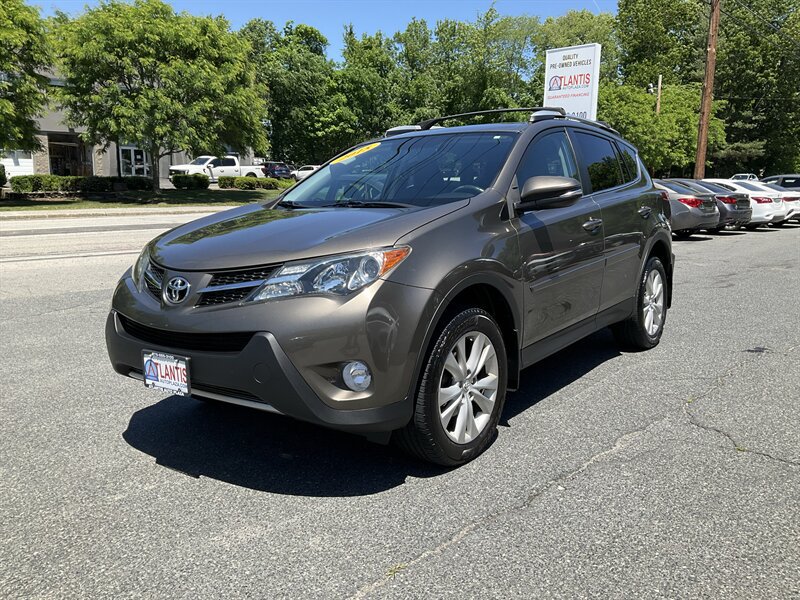 Used 2015 Toyota RAV4 Limited AWD/4WD image 1