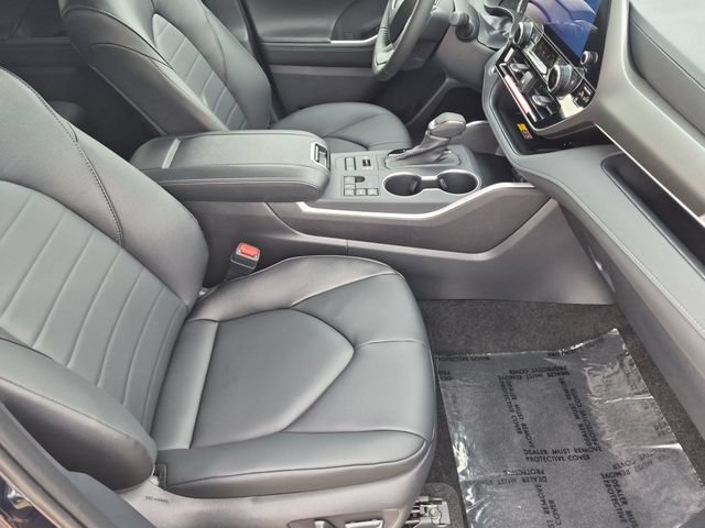Certified 2026 Toyota Highlander XLE AWD/4WD image 33