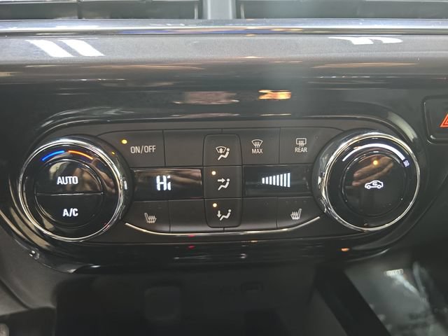 Used 2025 Chevrolet Trax ACTIV w/ Driver Confidence Package FWD image 22