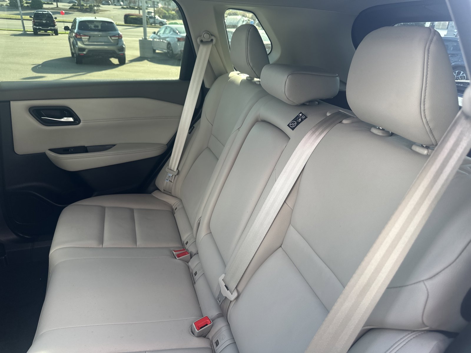 Used 2023 Nissan Rogue SL AWD/4WD image 26