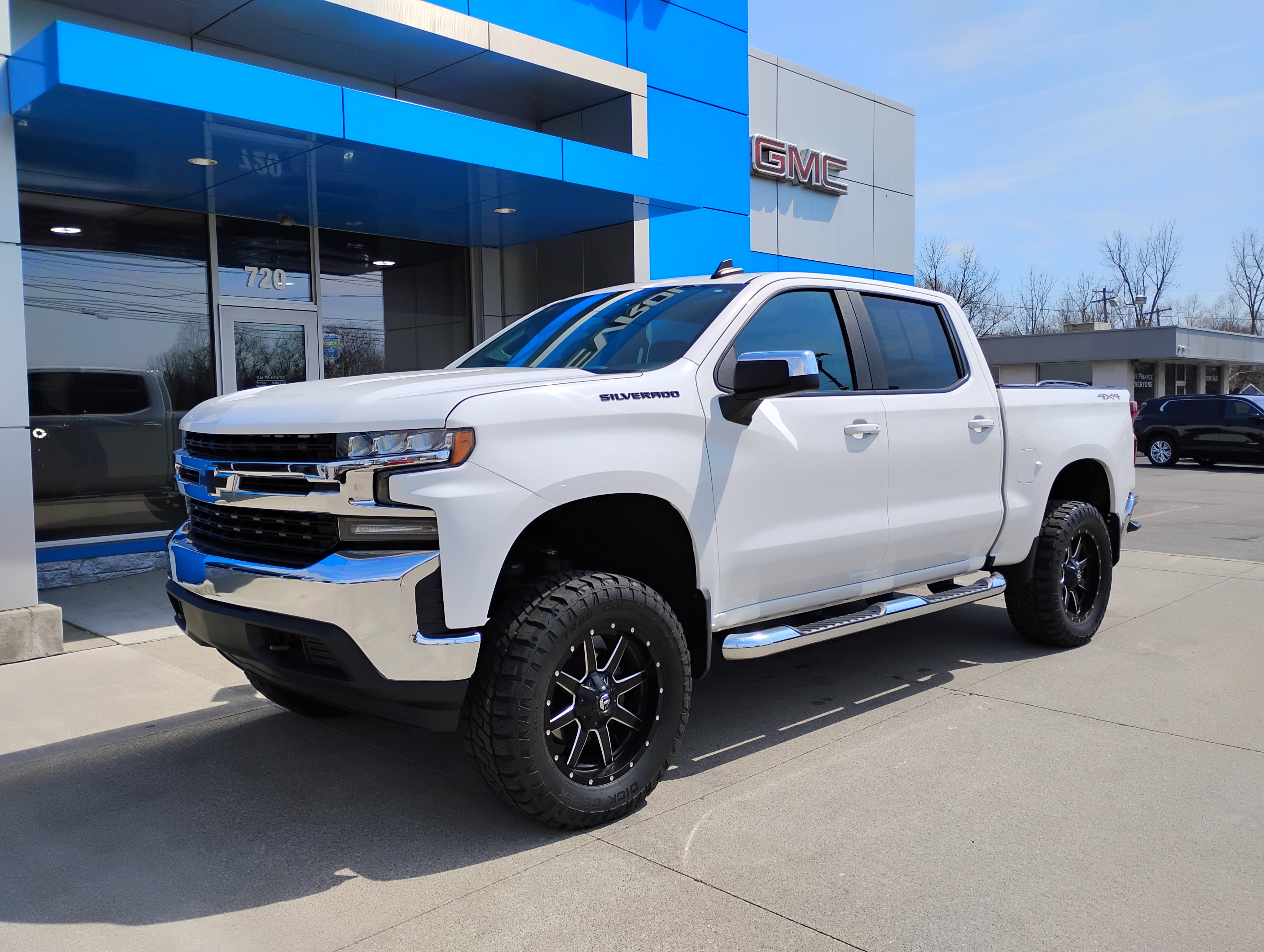 Used 2019 Chevrolet Silverado 1500 LT w/ All-Star Edition AWD/4WD image 28