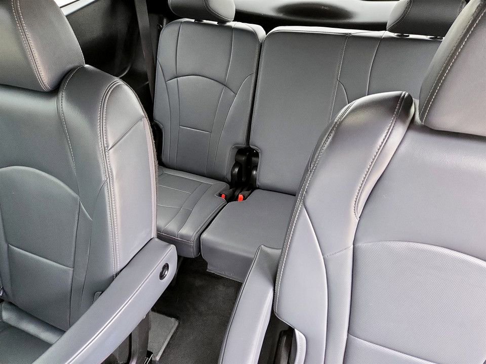 Used 2024 Buick Enclave Premium image 35