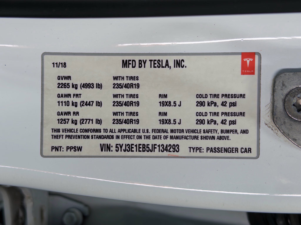 Used 2018 Tesla Model 3 Long Range image 27
