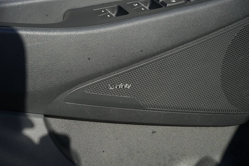 Used 2021 Hyundai Tucson Limited AWD/4WD image 18
