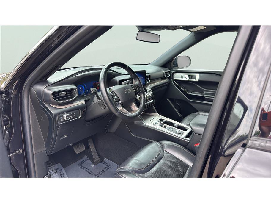 Used 2021 Ford Explorer Platinum AWD/4WD image 9