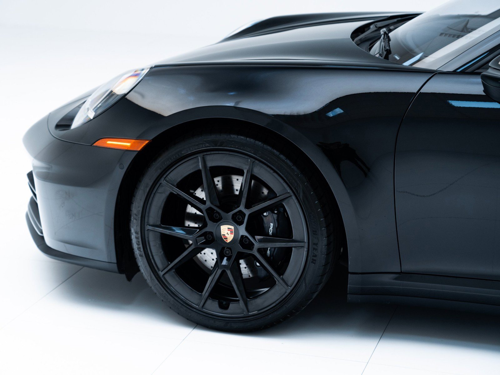 Certified 2025 Porsche 911 Carrera image 11