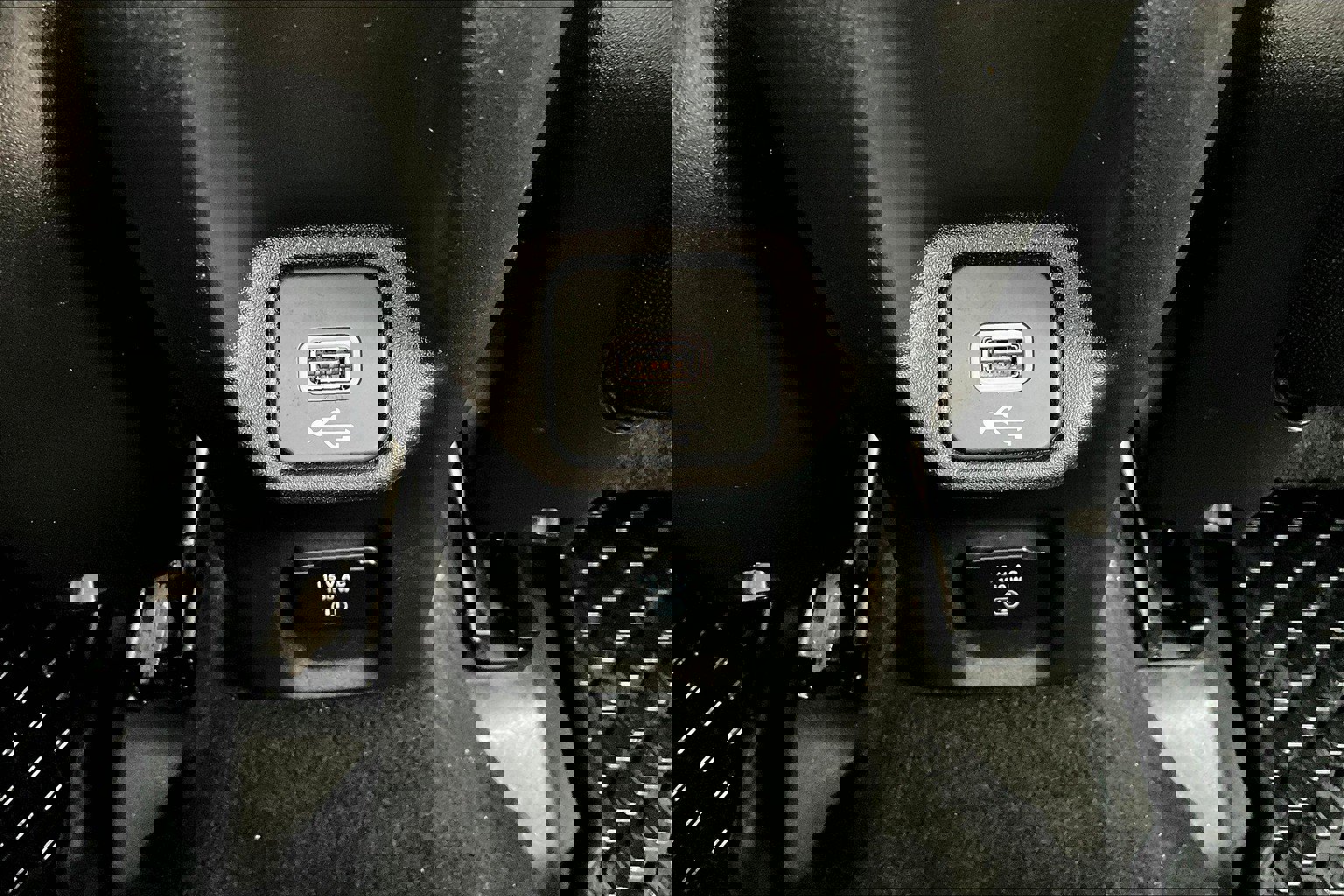 Used 2022 Jeep Renegade Trailhawk image 39