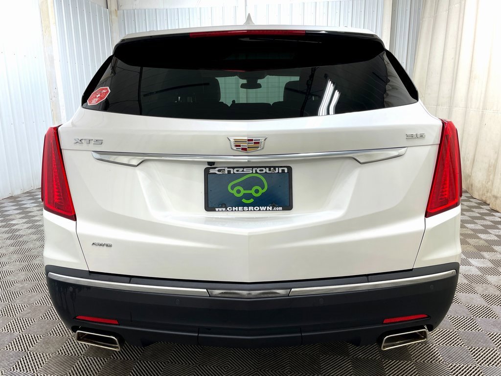 Used 2017 Cadillac XT5 Luxury w/ Driver Awareness Package image 24