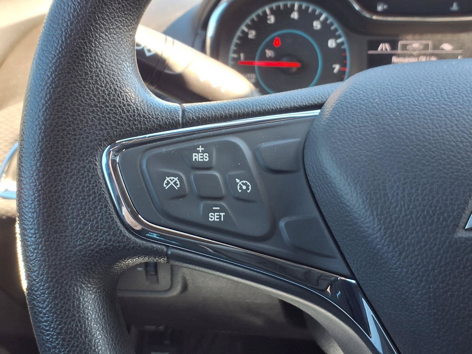 Used 2018 Chevrolet Cruze LT w/ Convenience Package FWD image 15