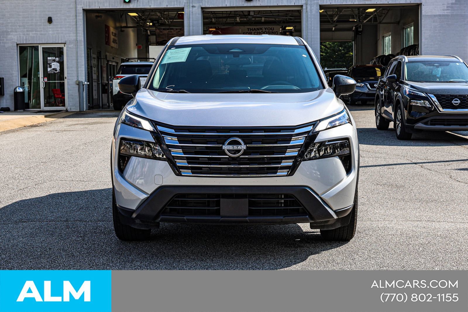 Used 2024 Nissan Rogue S image 12