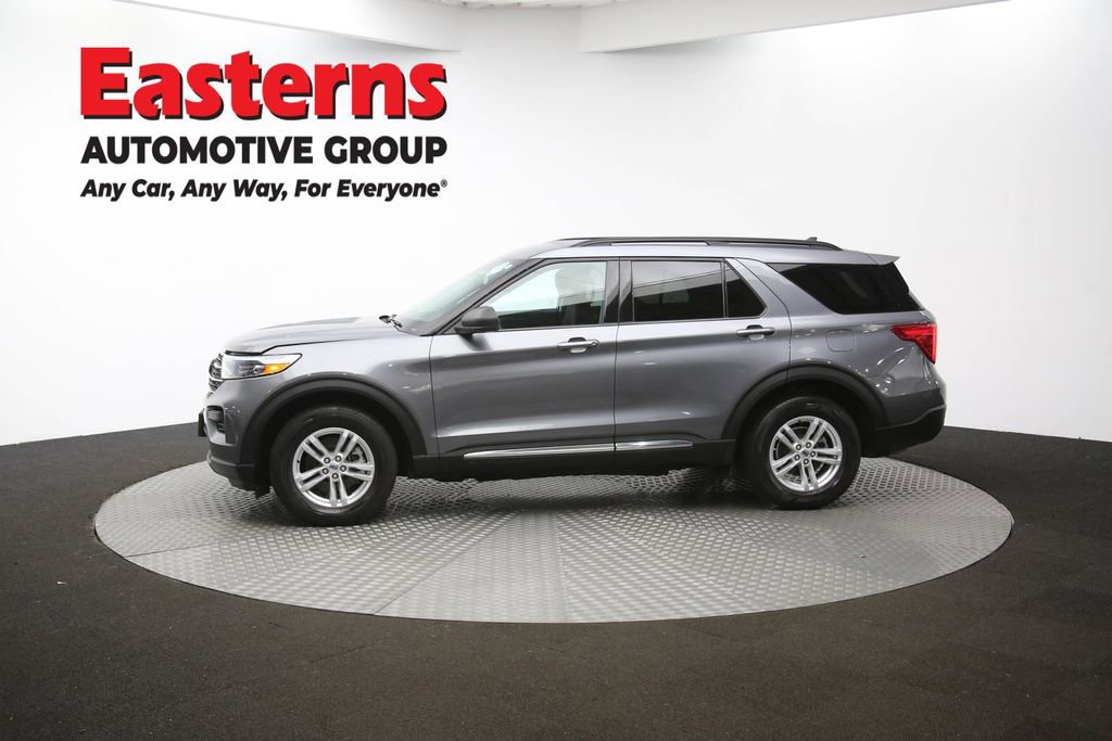 Used 2022 Ford Explorer XLT image 58