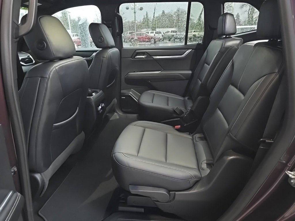 Used 2024 GMC Acadia Elevation image 27