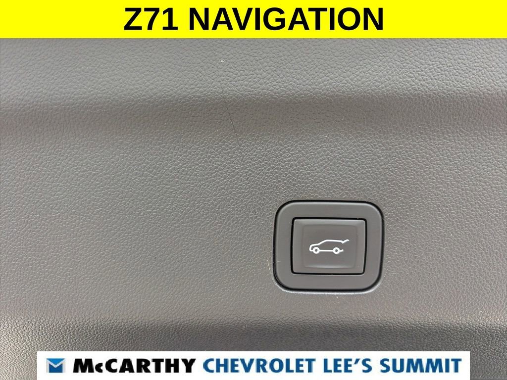 Used 2025 Chevrolet Suburban Z71 AWD/4WD image 62