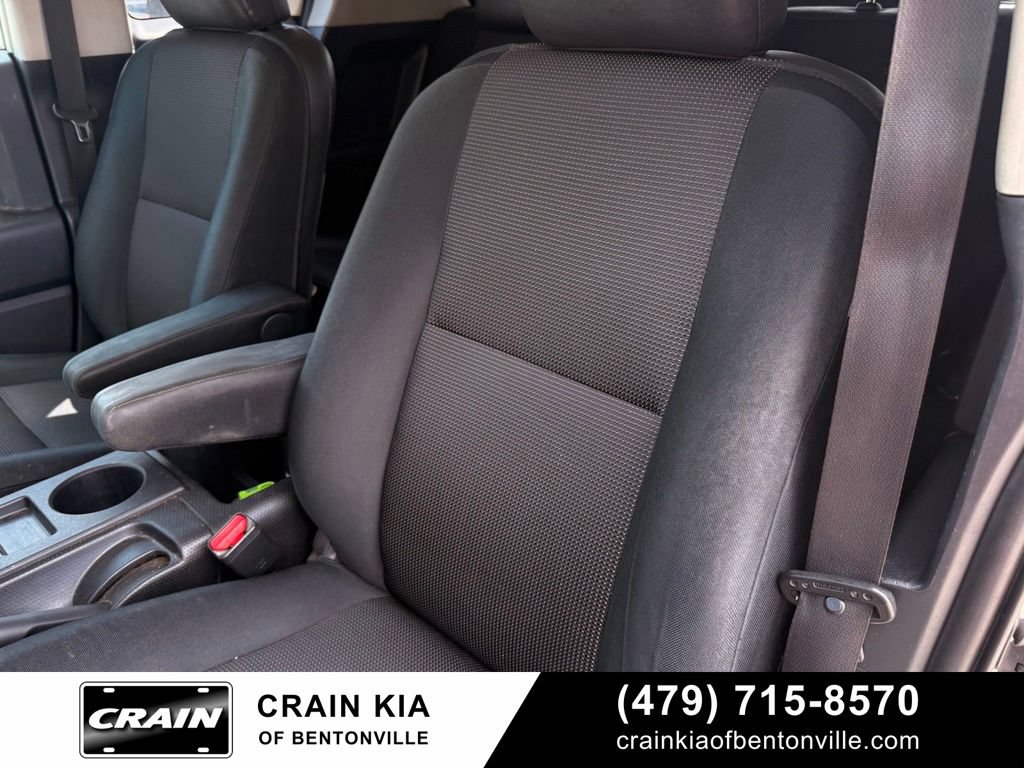 Used 2010 Toyota FJ Cruiser 4WD image 23