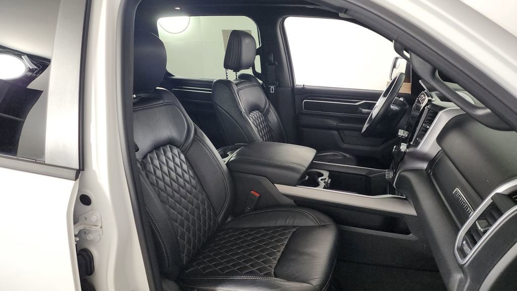 Used 2023 RAM 1500 Big Horn image 33