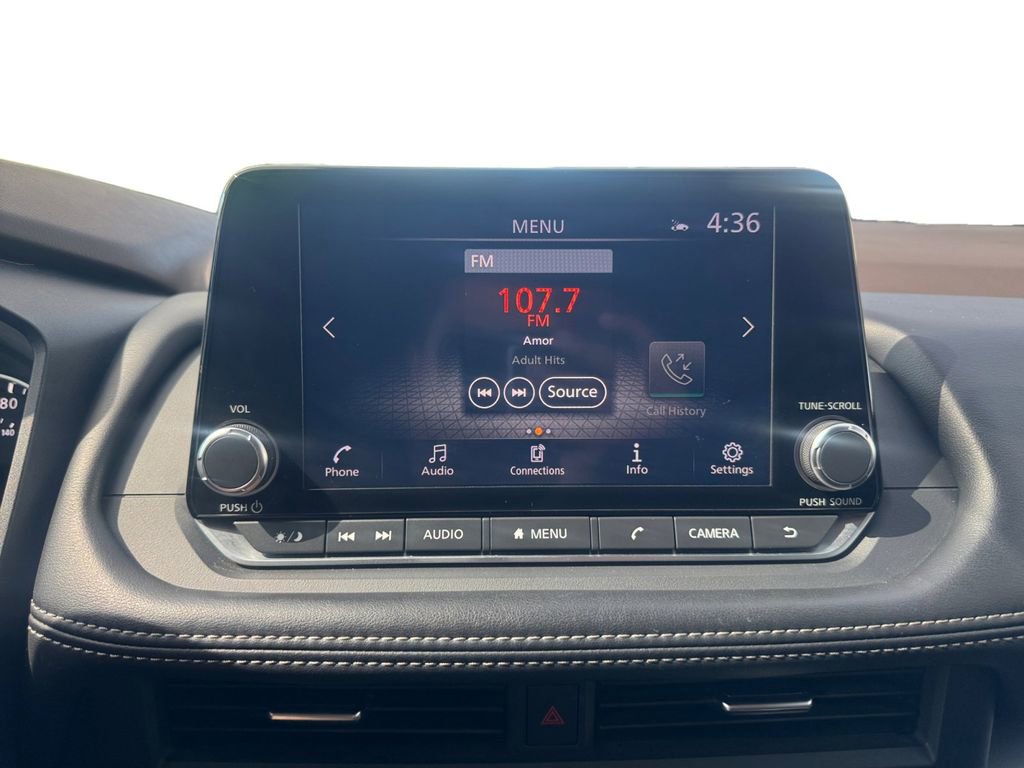 Used 2023 Nissan Rogue SV AWD/4WD image 25