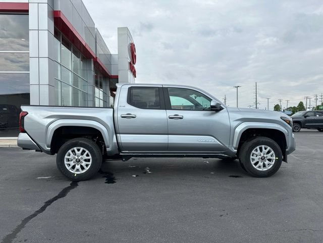 New 2026 Toyota Tacoma SR5 RWD image 7