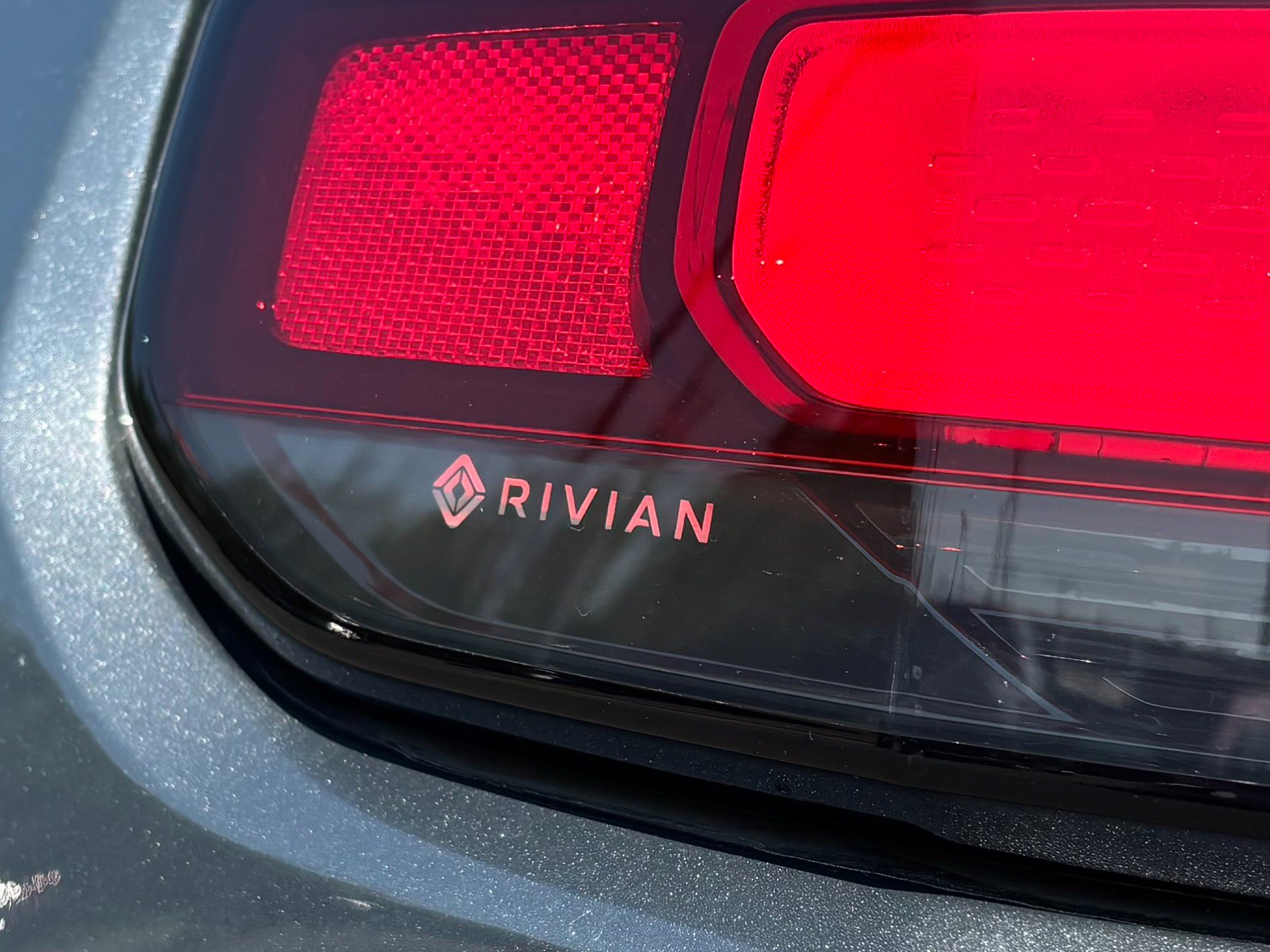 Used 2024 Rivian R1S Adventure Dual AWD/4WD image 54