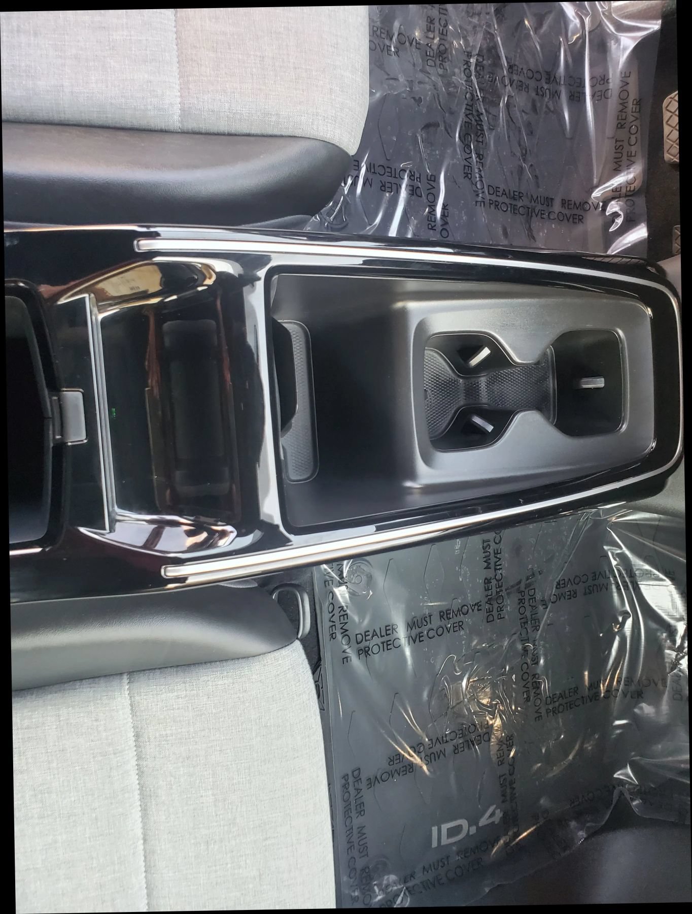 Used 2023 Volkswagen ID.4 Pro RWD image 40