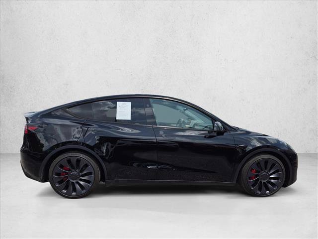 Used 2025 Tesla Model Y Performance AWD/4WD image 4