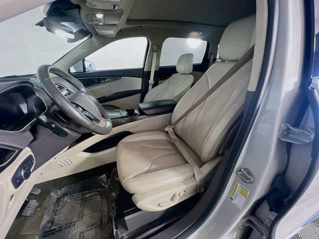 Used 2020 Lincoln Nautilus Reserve w/ Equipment Group 201A AWD/4WD image 10