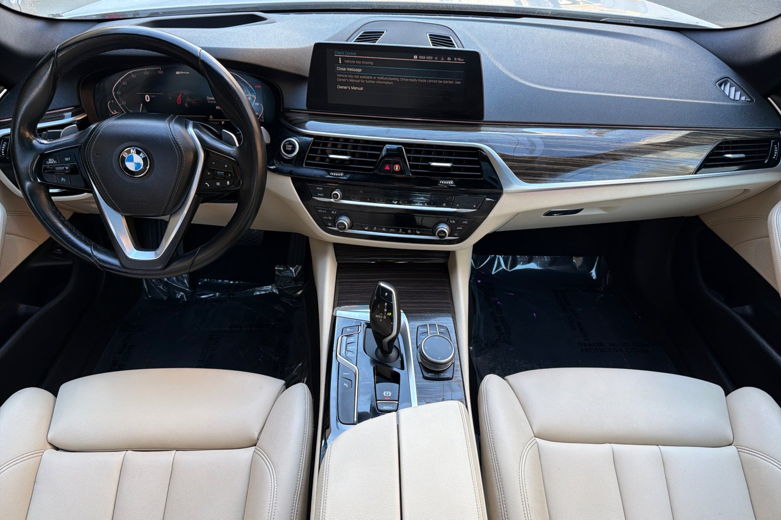 Used 2020 BMW 530e w/ Premium Package RWD image 14