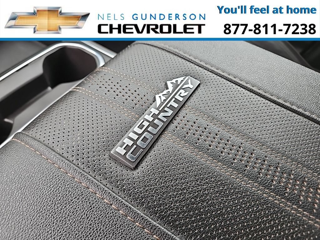 Used 2024 Chevrolet Silverado 3500 High Country w/ Z71 Off-Road Package AWD/4WD image 32