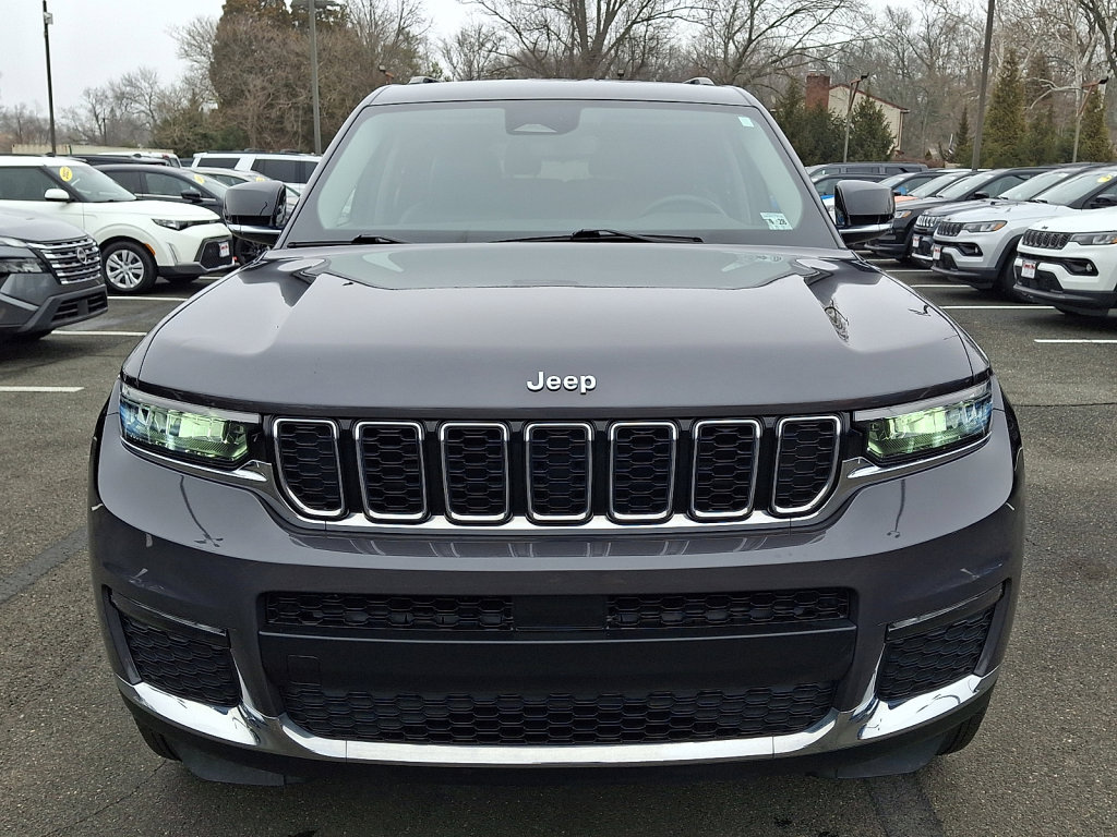 Used 2023 Jeep Grand Cherokee L Limited image 8