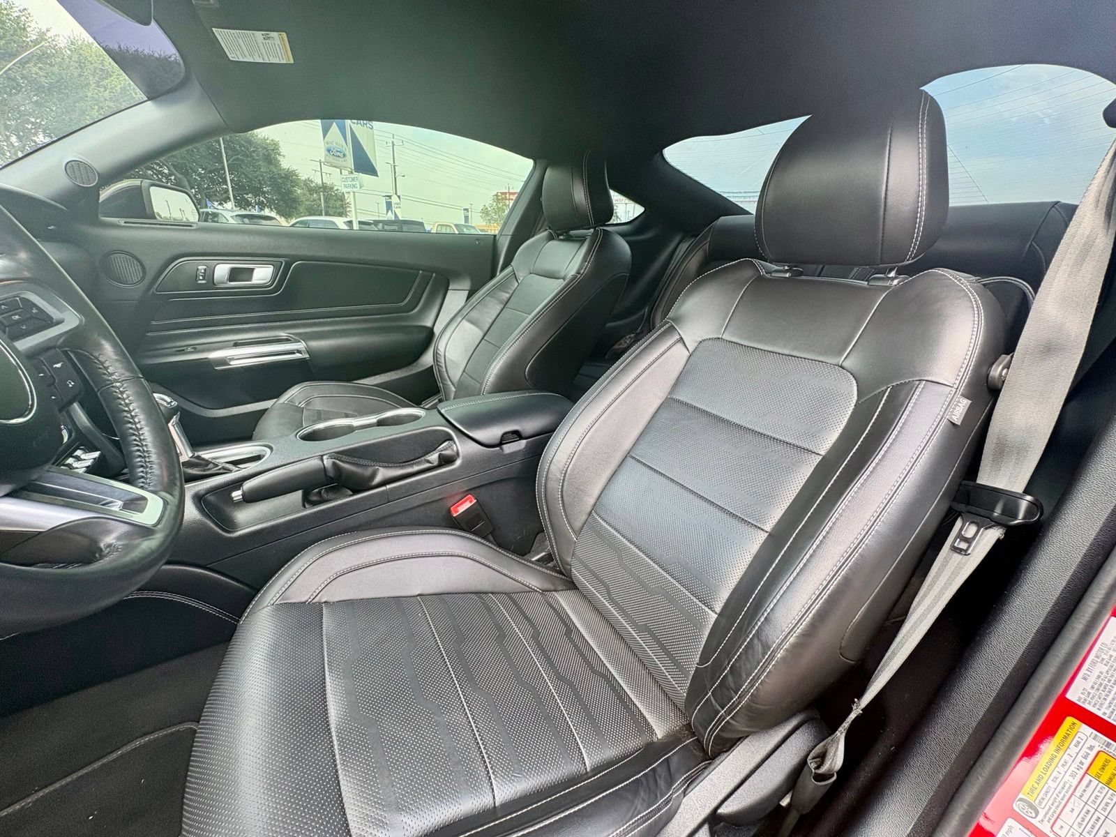 Used 2022 Ford Mustang GT Premium w/ Equipment Group 401A RWD image 14
